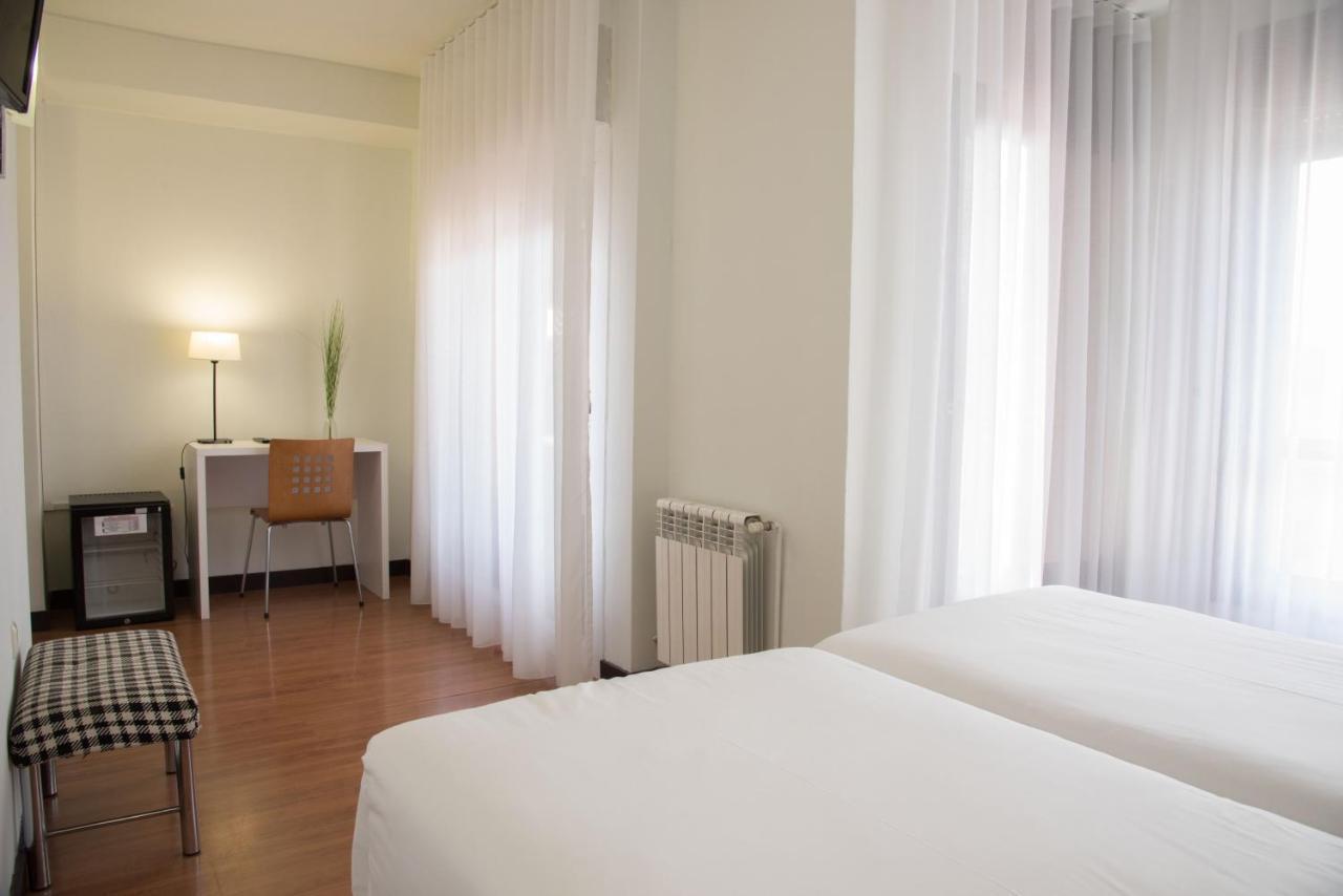 Hotel Delta Tudela Exteriör bild